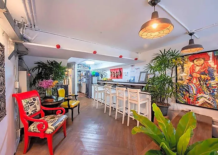 Elixir Hostel Bangkok